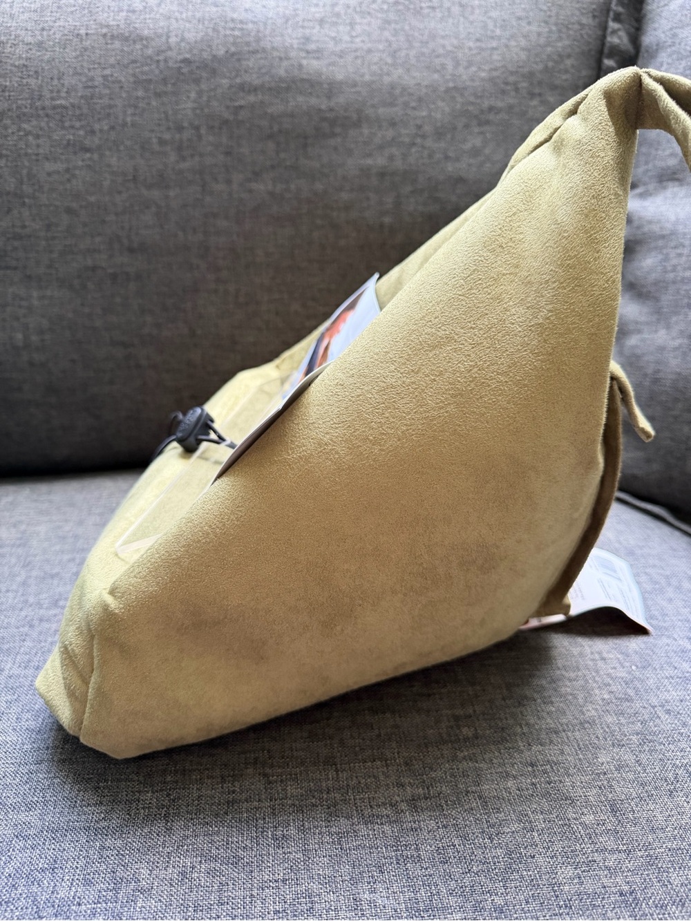 The Book Seat Reading Pillow NWT - Picture 2 of 6
